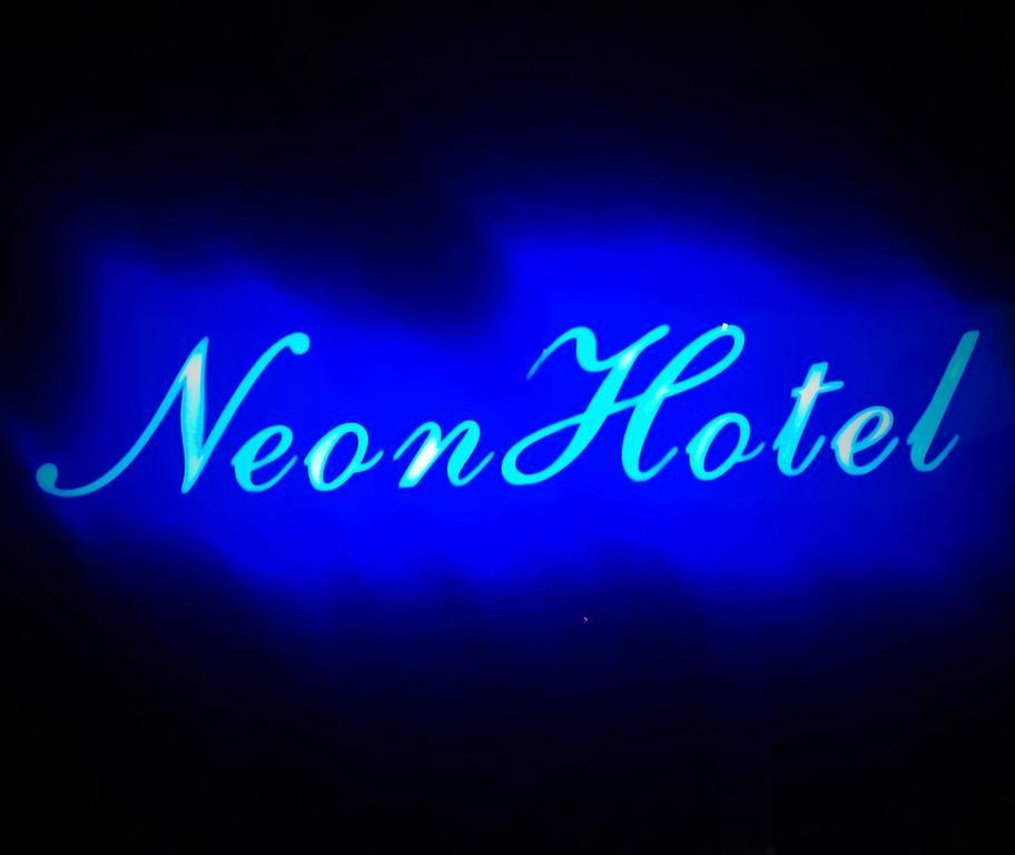 Neon Hotel Stalida Extérieur photo